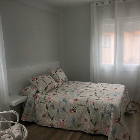 1º - Alojamiento En Pueblo Marinero Nigrán 외부 사진